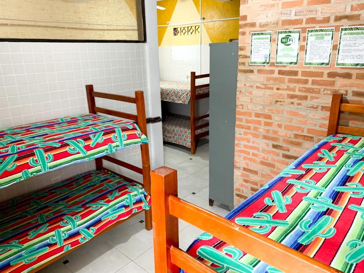 Hostel Vento Leste บอมบินญัส ภายนอก รูปภาพ