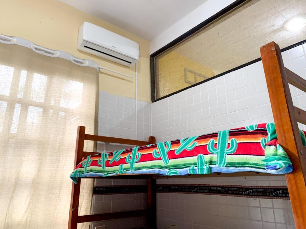 Hostel Vento Leste บอมบินญัส ภายนอก รูปภาพ