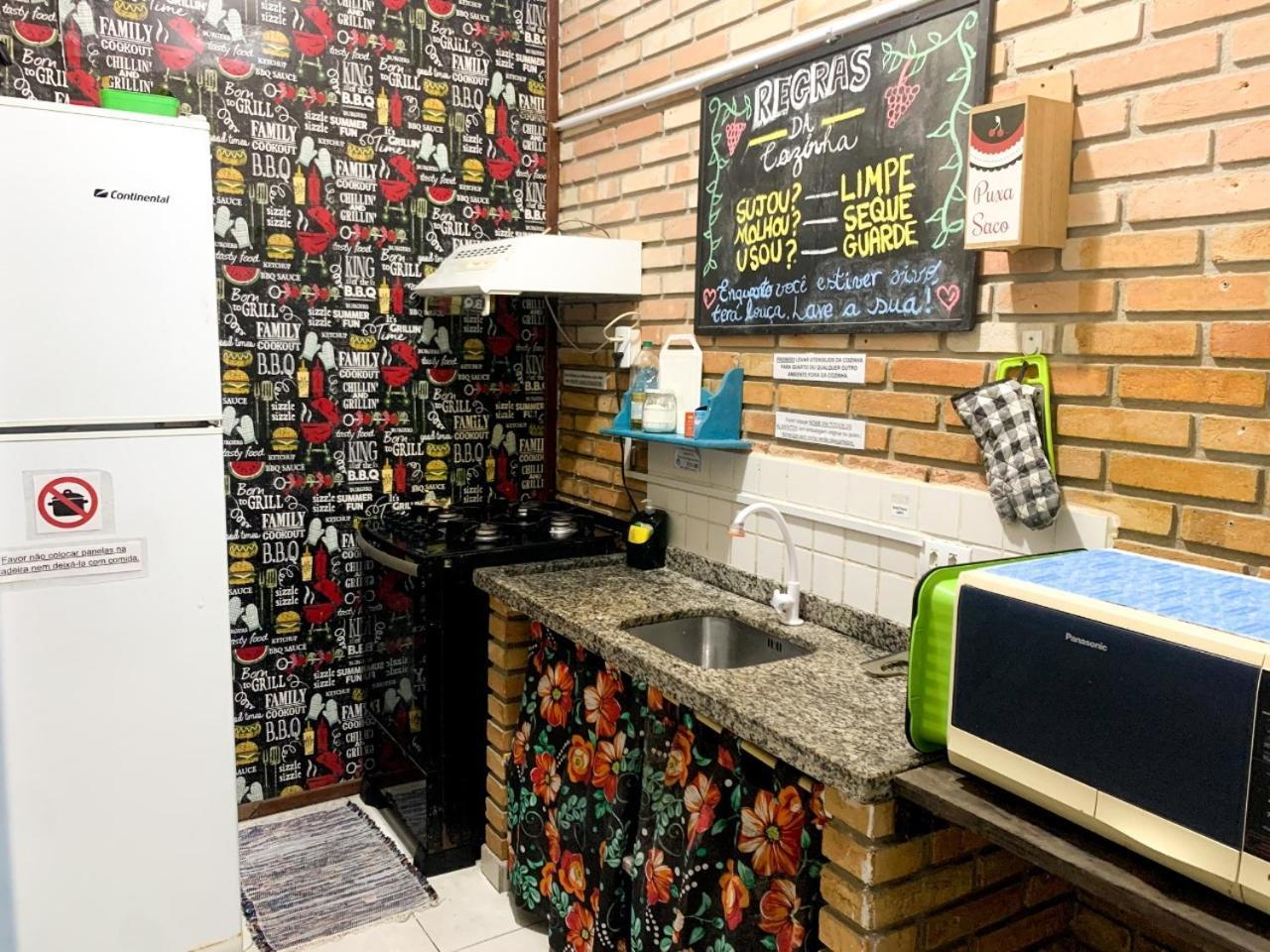 Hostel Vento Leste บอมบินญัส ภายนอก รูปภาพ
