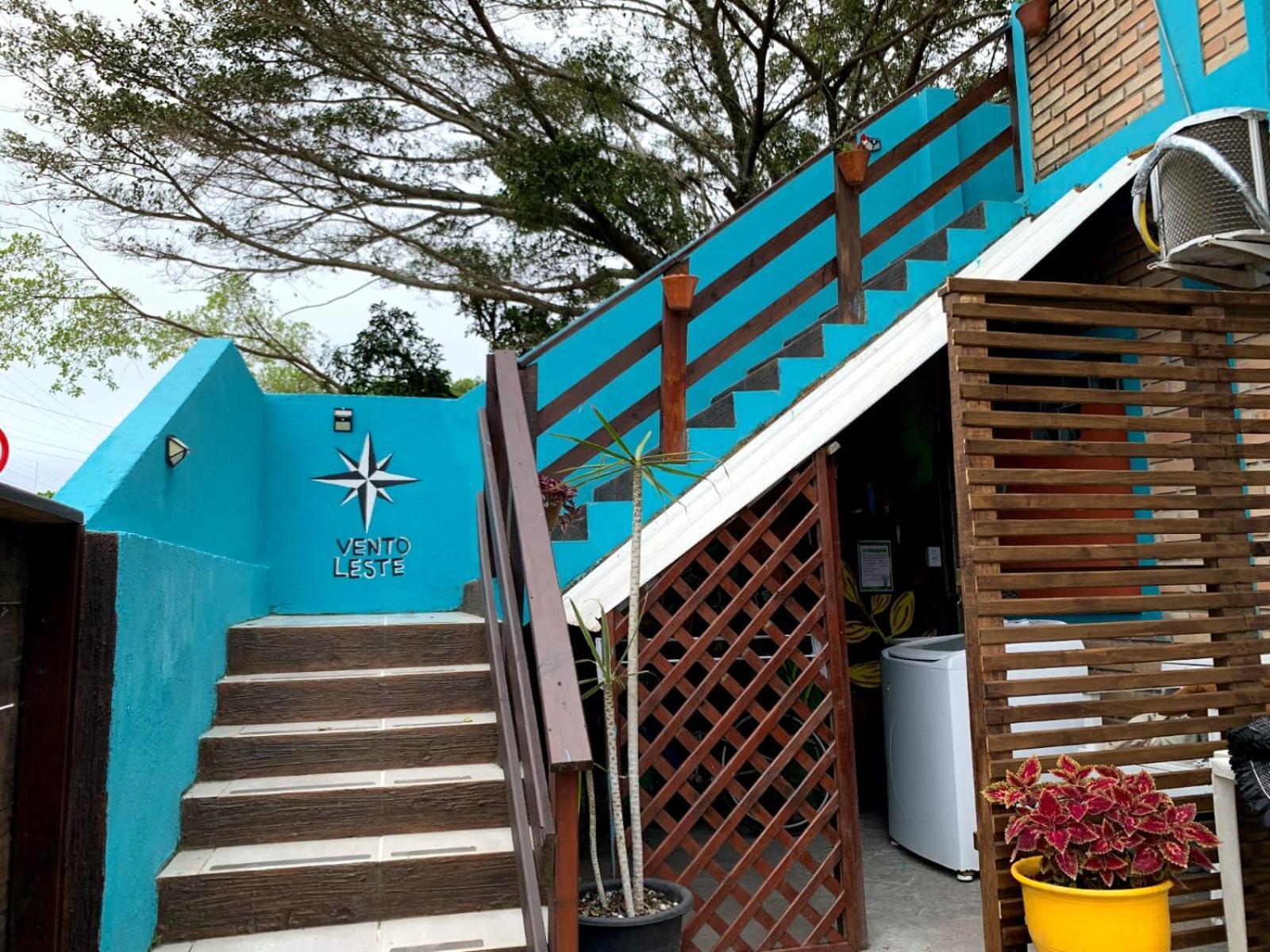 Hostel Vento Leste บอมบินญัส ภายนอก รูปภาพ