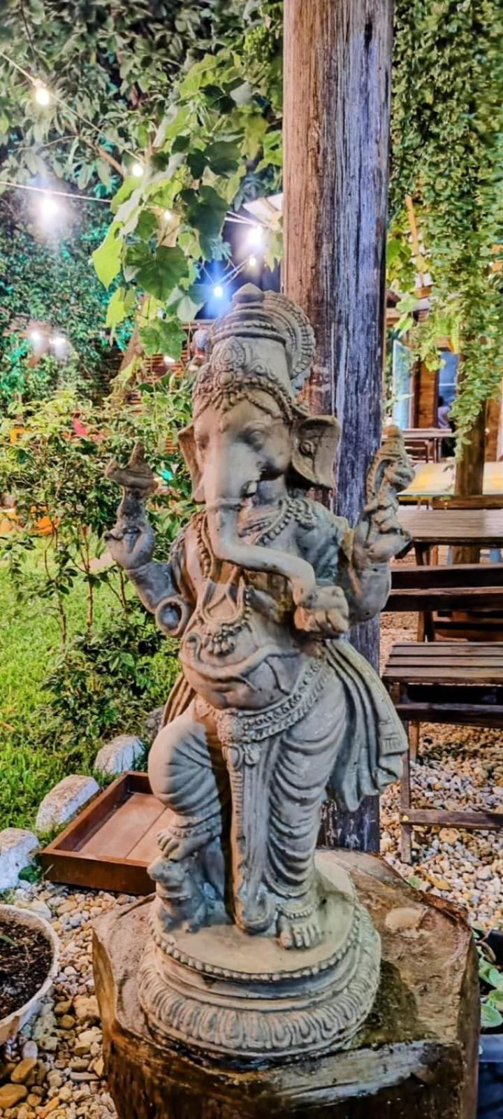 Hostel Vento Leste บอมบินญัส ภายนอก รูปภาพ