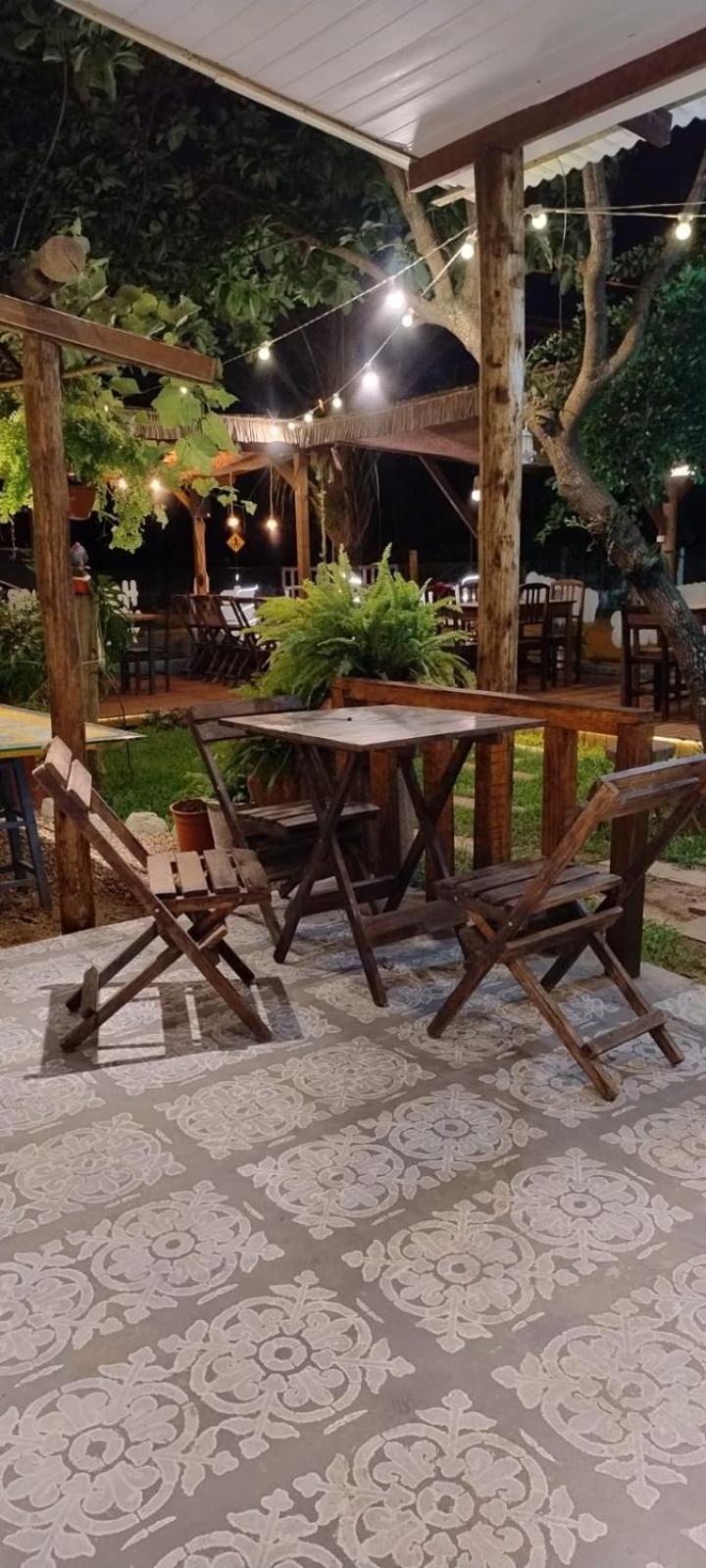 Hostel Vento Leste บอมบินญัส ภายนอก รูปภาพ