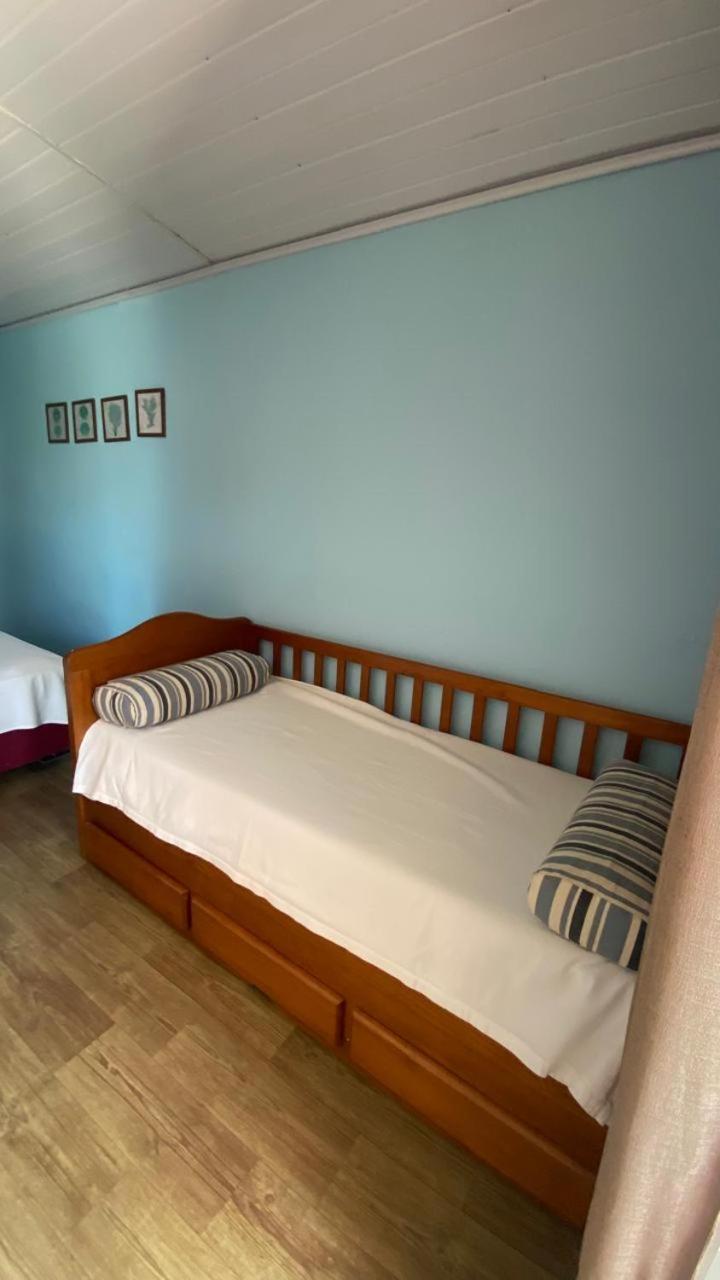 Hostel Vento Leste บอมบินญัส ภายนอก รูปภาพ